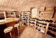 Traumhafter Bungalow ++ Villa mit Indoor-Pool ++ Weinkeller ++ Wunderschöner Gepflegter Garten ++ Perfekte Lage in Gänserndorf ++ Beeindruckende Architektur ++ Vielseitige Nutzungsmöglichkeiten ++