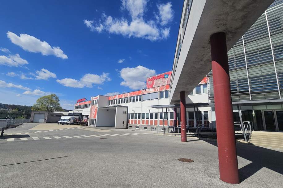 Moderne Betriebsliegenschaft nähe U4-Hütteldorf mit top ausgestatteten Lagerflächen von 280 - 950 m2, Gewerbeobjekt-miete, 2.392,00,€, 1140 Wien 14., Penzing