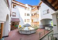 Leben im Zentrum - charmante 2-3 Zimmer Wohnung im Dachgeschoss – hell, offen, charmant