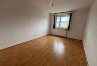 Zentrumsnahe Wohnung mit Küche, Loggia und tollem Ausblick!