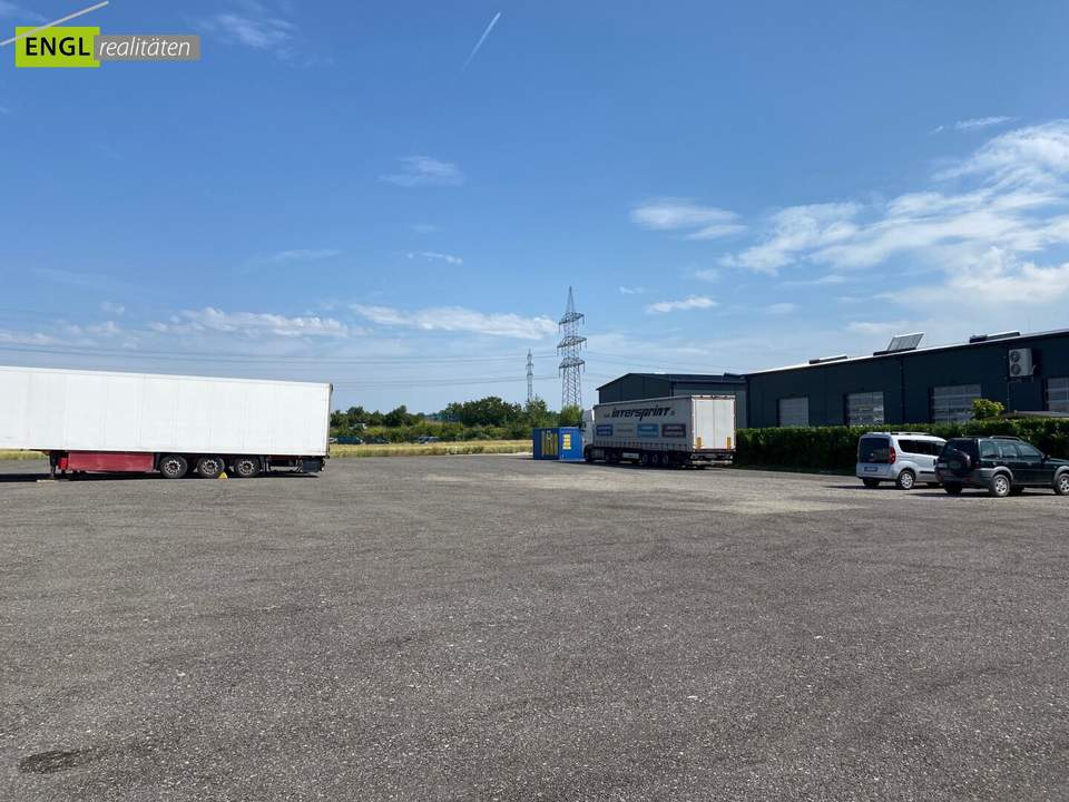 bis zu 2500m² Abstellfläche oder Stellplätze für LKW oder Bus mit geräumiger Umkehrmöglichkeit zur Vermietung "Super Lage" Nähe zur Autobahnauffahrt S1