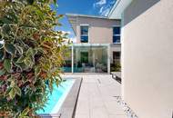 **Private Wohlfühloase mit Pool, Wintergarten & unverbaubaren Blick ins Grüne**