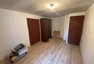 "Jahrhundertwende Stilhaus mit Wald"