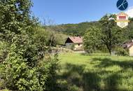 Grundstück mit Baubewilligung für Einfamilienhaus