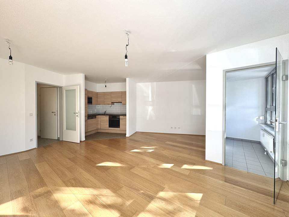 Exklusives Wohnen: 2-Zimmer-Wohnung mit Terrasse, Gartenidylle und Wintergarten