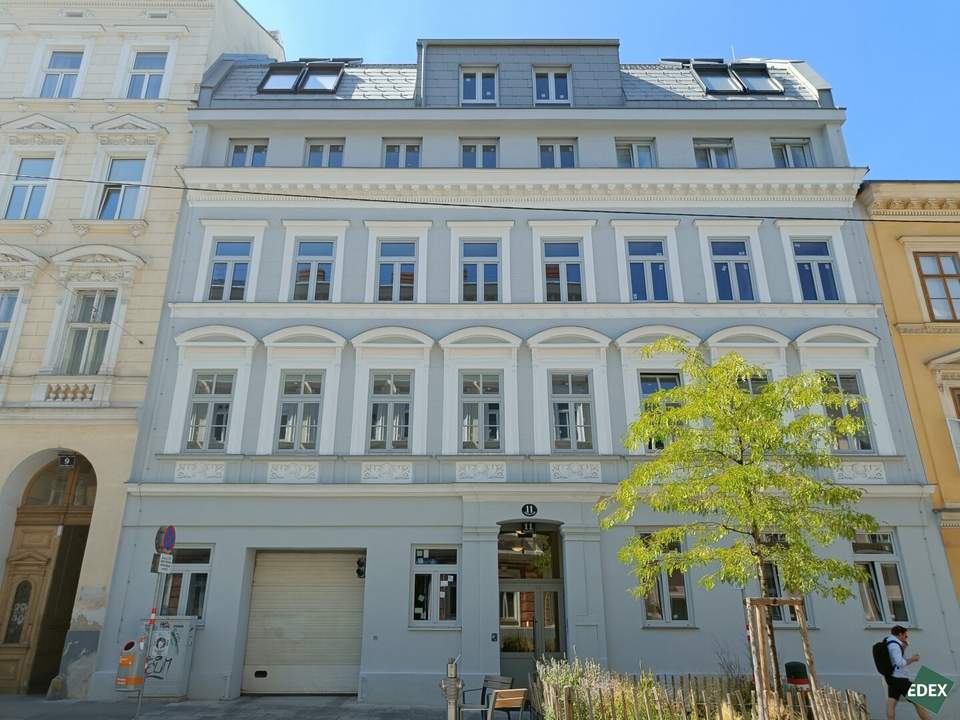 Erstbezug nach Sanierung: Ordination/Büro direkt am Kutschkermarkt