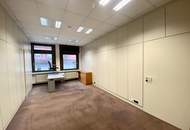 +++ ZENTRALE LAGE +++ Lichtdurchflutetes Büro in gut angebundener Lage