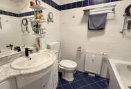 Tokiostraße / Kirschblütenpark: VIS / Japanische Schule: Möblierte 4 Zimmer-Maisonetten-Wohnung mit einer Loggia und Terrasse + optionaler Garagenstellplatz!