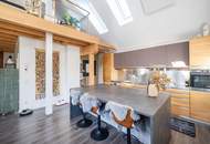 Fichtlgut Koppl: Galeriewohnung mit ca. 350 m² – zwei Einheiten, drei Stellplätze, Wohnraum mit Geschichte