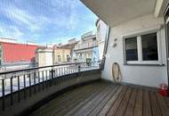 ZENTRUMSNAHES - MODERNES DACHTERRASSENAPARTMENT