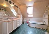 Einfamilienhaus mit Vollkeller samt angebauter Garage und überdachter Terrasse in ruhiger und sonniger Sackgassenlage !