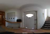 *** Gemeinschaftsprojekt oder Investment? Zwei Häuser, sechs Stellplätze, großes Grundstück in Toplage! ***