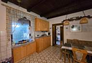 Charmantes Wohnhaus mit Arkadenterrasse, Pool und großem Grundstück in Deutsch Ehrensdorf