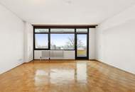 Lichtdurchflutete Maisonette-Wohnung mit 2 Loggien