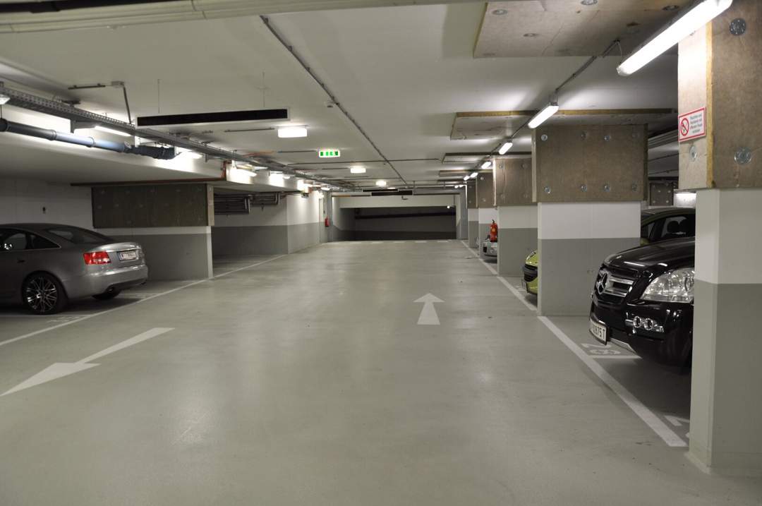 ab Jänner: Tiefgaragenplätze in der Wallgasse im 1. UG (Neubau) - nahe U6 &amp; Mariahilferstraße!