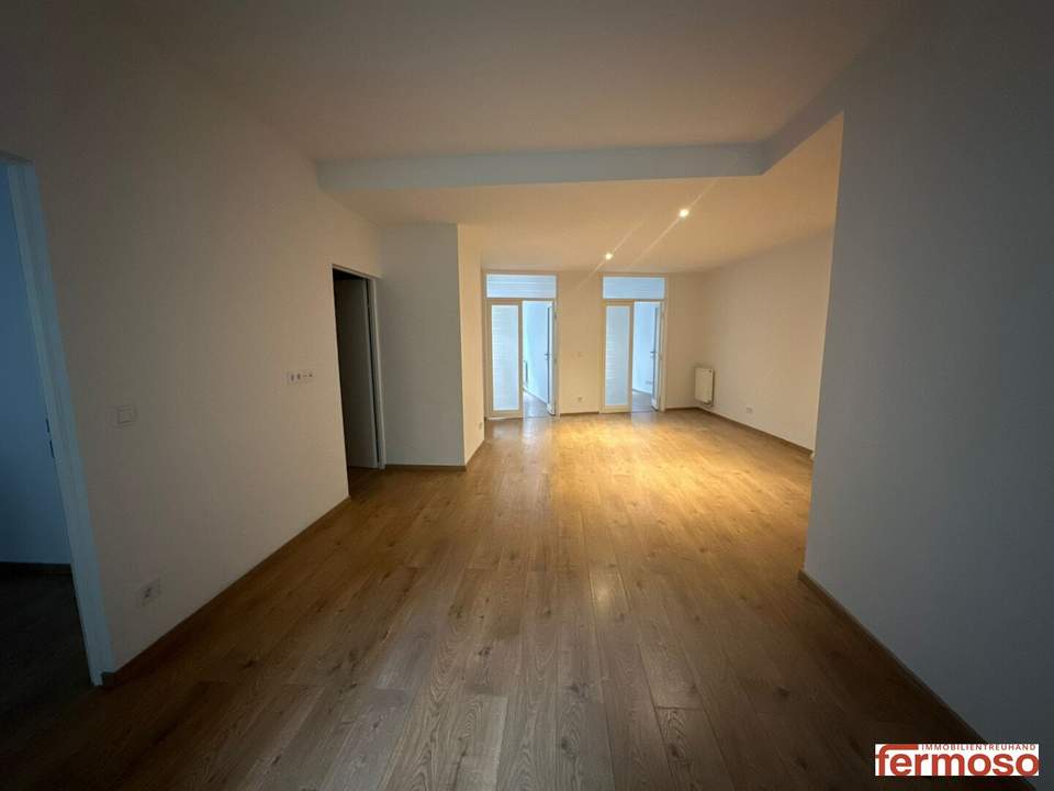 Moderne Wohn&amp;Bürofläche mit Balkon im Herzen Wiens