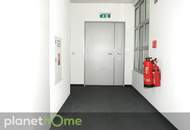 Ein helles Büro mit Klimagerät macht die Arbeit zum Vergnügen