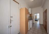 ++KLNB121++ Renovation Opportunity: Well-Located 2-Room Apartment with Airbnb Potential