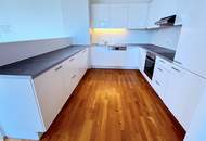 Traumblick mit 52m² Terrassenfläche!!! 4-Zimmer-Dachgeschosswohnung direkt an der U3!!!