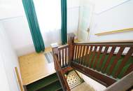 Liebevoll saniertes Jahrhundertwendehaus aus 1930, modernisiert 2009 - 4 Zimmer, Veranda, Keller, Terrasse auf 1.270m² Grund!