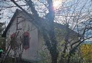 Haus mit Nebengebäude - Sauna in traumhafter Aussichtslage – mit Potenzial zur Verwirklichung Ihrer Wohnträume in Ungarn nur 1 Std vom Balaton