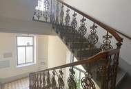 Dachgeschoss mit Terrasse - Ausblick auf die Gloriette