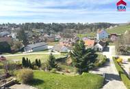 RESERVIERT: Kronberg KAUF - Villa in traumhafter Lage mit großem Grund und Schwimmbiotop