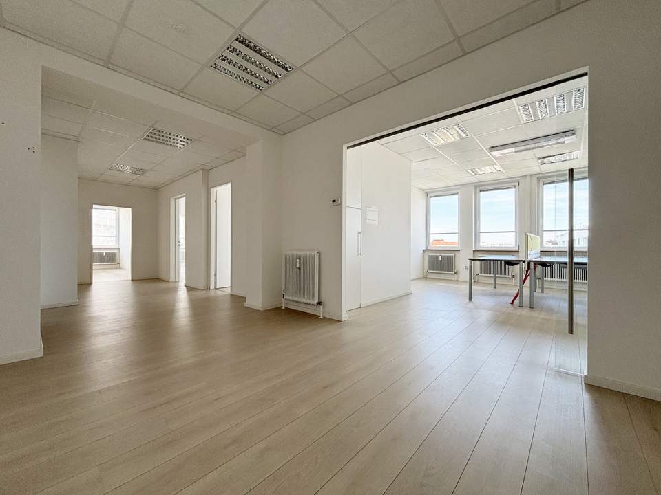Großzügige Bürofläche/Kanzlei im Cordatushaus