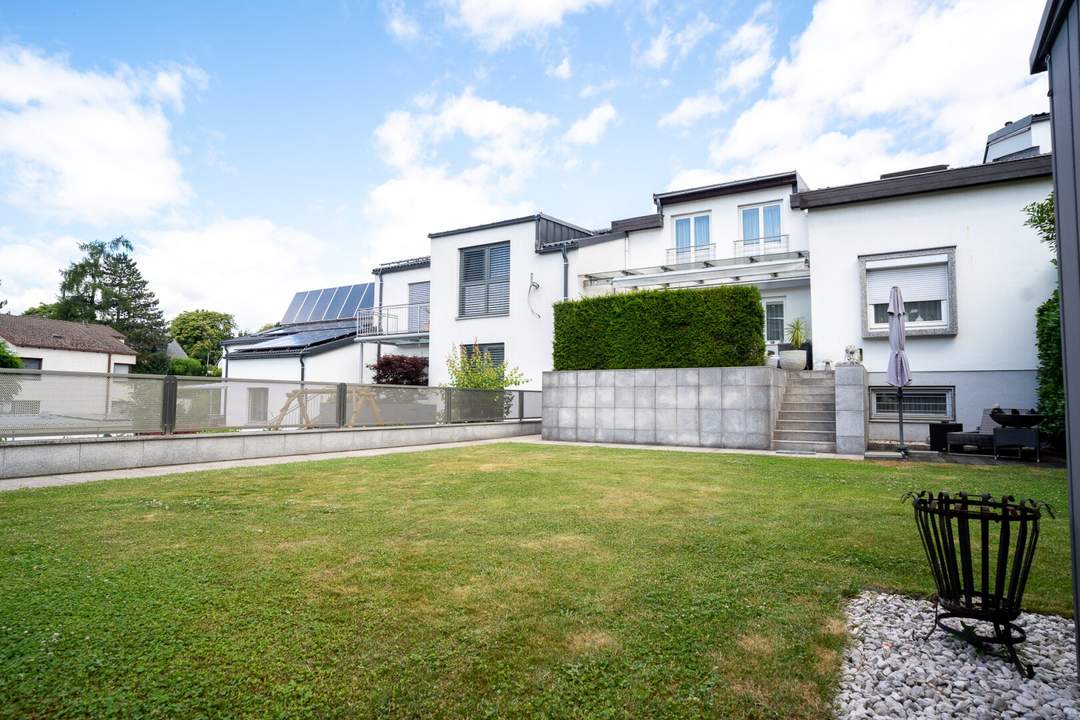 Ihr Rückzugsort in der Stadt – stilvolles Reihenhaus mit Garten