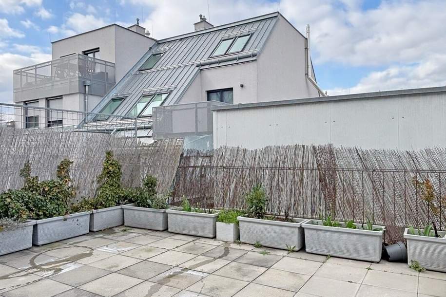 3-Zimmer DG-Maisonette mit Terrasse am Kagraner Platz!, Wohnung-miete, 2.000,00,€, 1220 Wien 22., Donaustadt