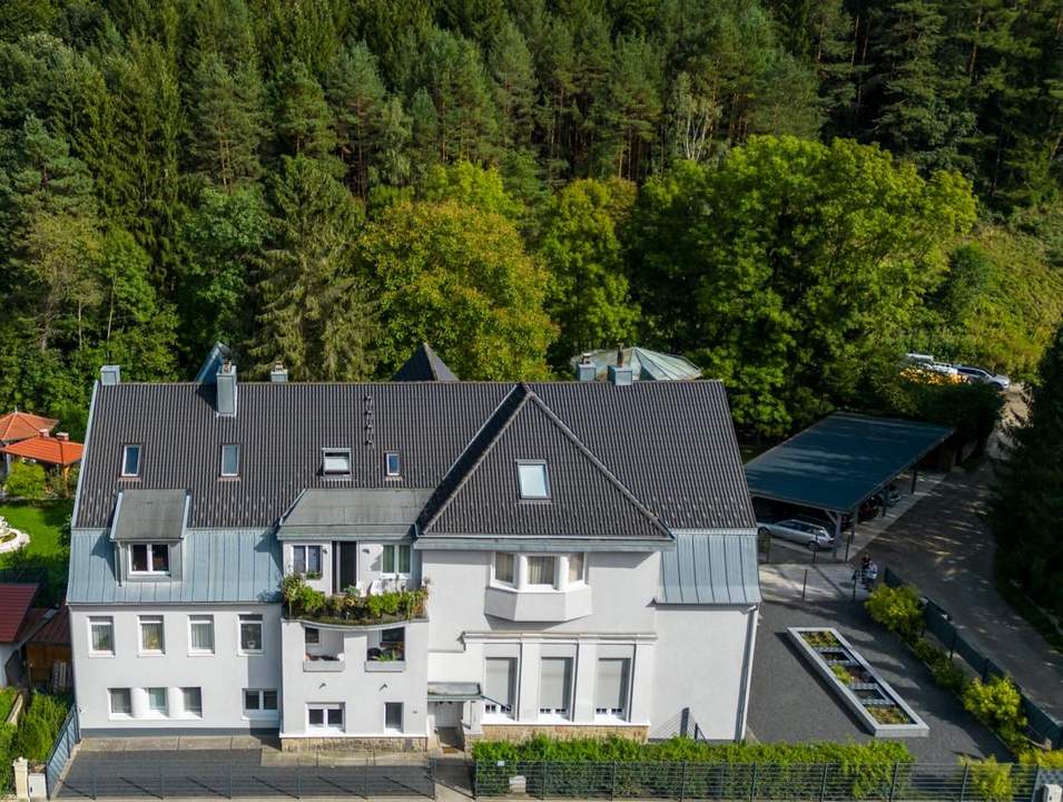 " Befristet vermietetes Zinshausjuwel (3-5 Jahre) im Wienerwald"