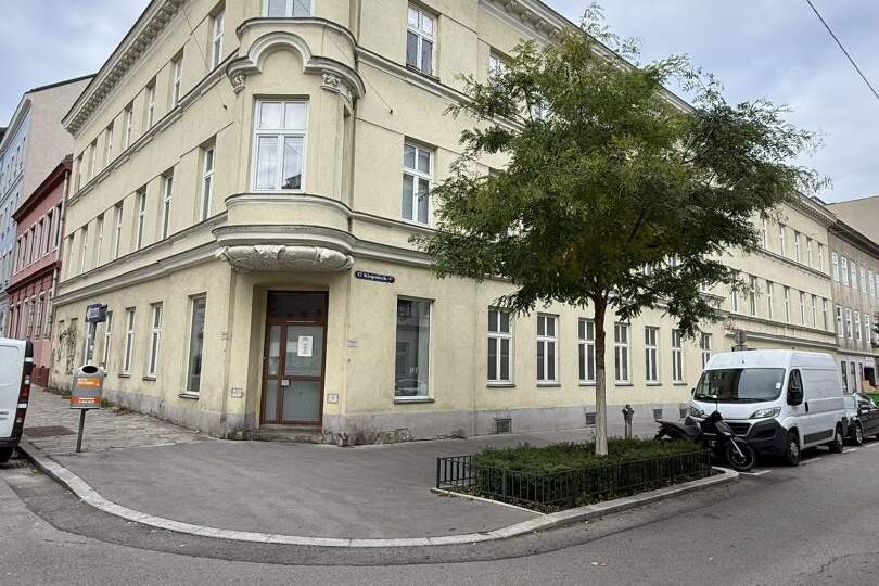 Zinshaus mit bewilligten Dachgeschossausbau (Aufstockung von ca. 900 m²), Gewerbeobjekt-kauf, 4.200.000,€, 1170 Wien 17., Hernals