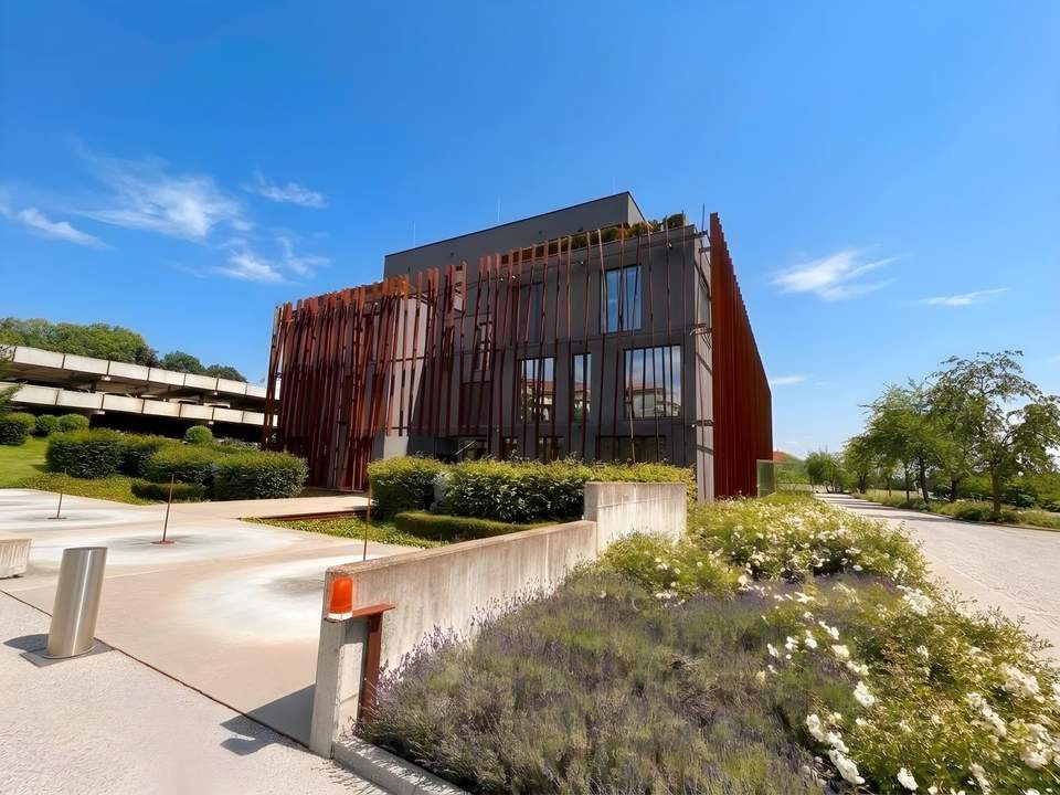 Bürogebäude in bester Lage inkl Parkhaus