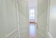 Rarität in 1090 Wien - Schöne Räume, kurze Wege, bestes Leben! Traumhafter Altbau / FREIER MIETZINS / Flügeltüren / Beste öffentliche Anbindung / TOP Infrastruktur / AKH Nähe!