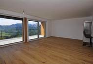 Erstbezug! Absoluter See- und Gebirgspanoramablick, 4-Zimmer Wohnung mit Bungalow-Feeling über der Nebelgrenze!