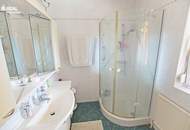 2241 Schönkirchen: Rarität! Traumhafte Wohlfühloase samt Schwimmhalle in bester Lage!