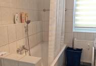 Sonnige, schöne 2 Zimmer Wohnung mit großem Balkon