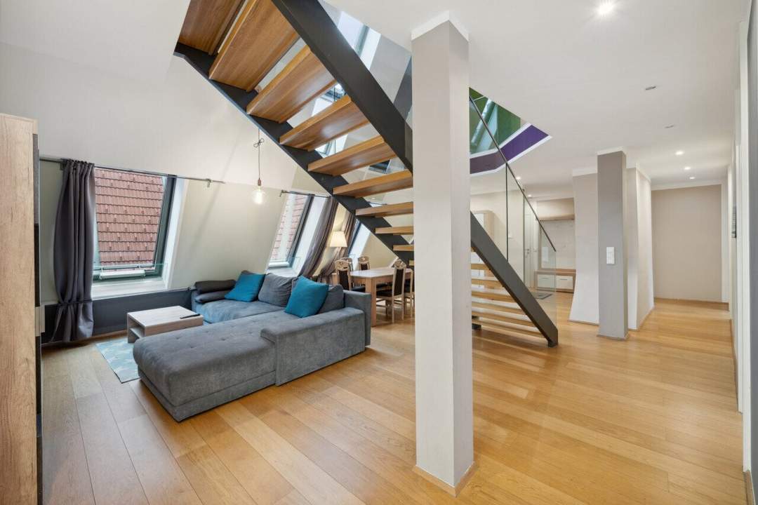 Nähe Naschmarkt! Schön möblierte 4-Zimmer DG-Maisonette mit Terrasse, 1060!