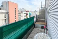 Dachgeschoss-Maisonette mit Terrasse in U-Bahn-Nähe