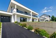 Edles Doppelhaus mit Pool