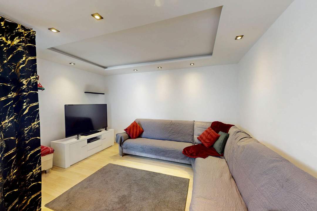 Gut geschnittene 3-Zimmer-Wohnung mit Loggia &amp; Garagenbox in ruhiger Lage von Imst