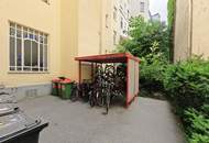 Nähe Hannovermarkt: Herrliche Dachgeschoßwohnung + Klimatisiert + Terrasse + Teilweise Fernblick + Hofruhelage