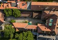 "Ca. 400 m² Wohnfläche plus weitere ca. 800 m² Nutzfläche mit viel Potenzial!"