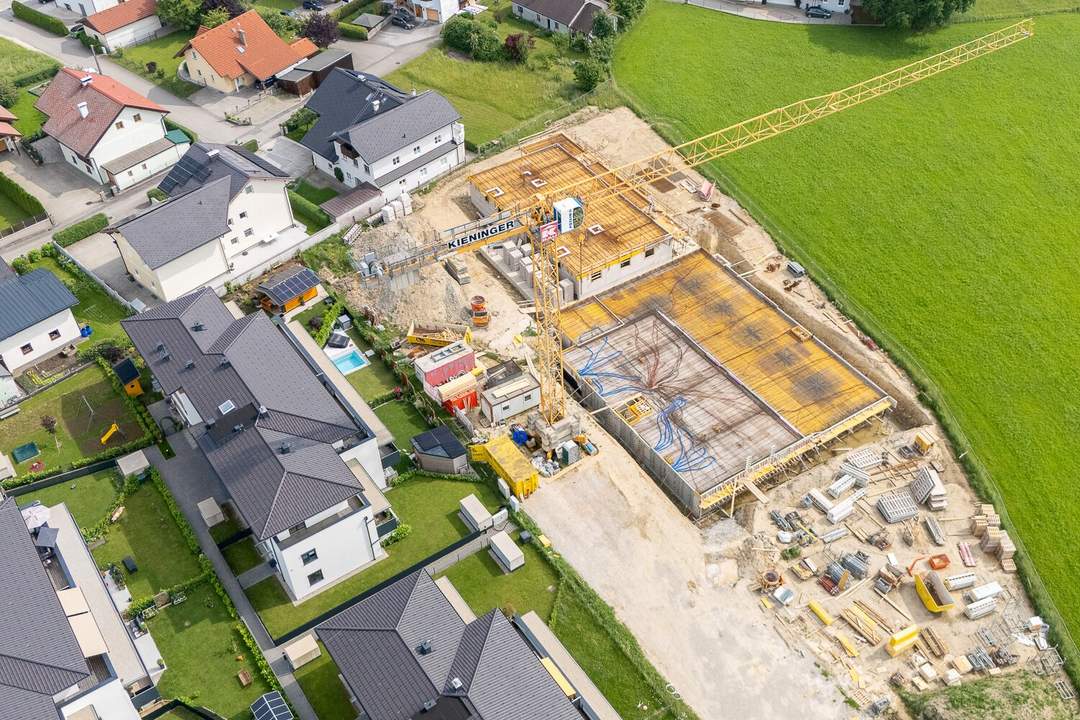 BAUSTART ERFOLGT - PROVISIONSFREI - 2 Zi. Gartenwohnung in Mondsee mit ca. 89 m² Garten - BAURECHTOBJEKT