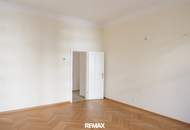 Klassische Altbauwohnung, 2,5 Zimmer - extra Küche - ruhige Lage !