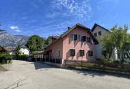 Preisgesenkt – Sonniges Zuhause mit Potenzial – Haus mit Stadl, Garten und Top-Anbindung in Arnoldstein