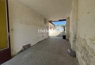 Haus mit großem Grundstück ca. 2 200 m²