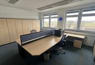 "Großzügige Lagerhalle!"