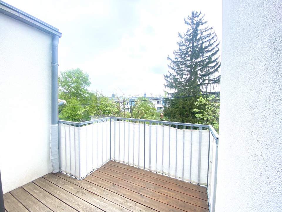 ROSENHÜGEL - 2 Zimmer + BALKON in Ruhelage I 1 Bedroom Apartment + Balcony NEUER PREIS