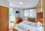 Traditionelles Haus mit mehreren Einheiten in Pfunds zu verkaufen!